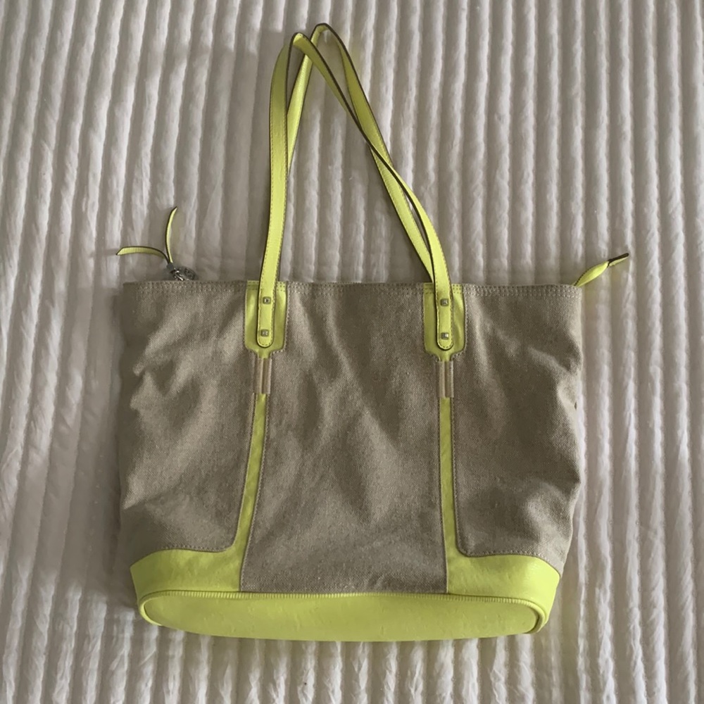Beautiful Stella & Dot tote